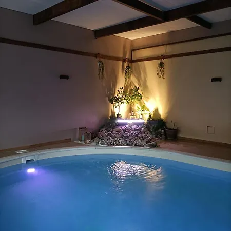 Pensionat La Grange Aux Hirondelles - Romantique Woignarue