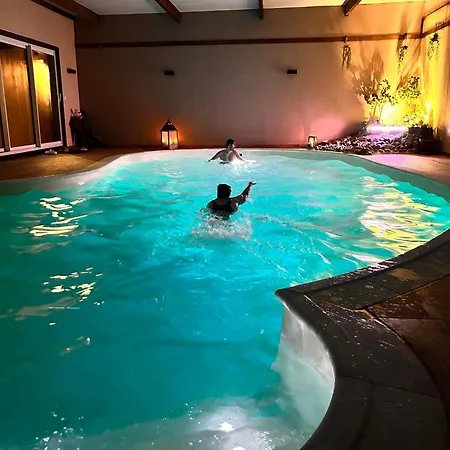 Maison d'hôtes La Grange Aux Hirondelles - Romantique 4*