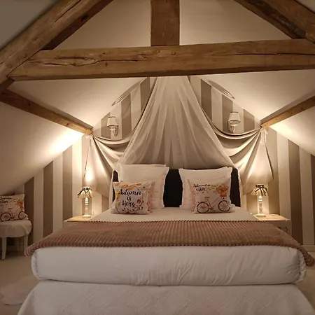 La Grange Aux Hirondelles - Romantique