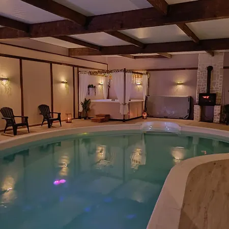 La Grange Aux Hirondelles - Romantique Woignarue